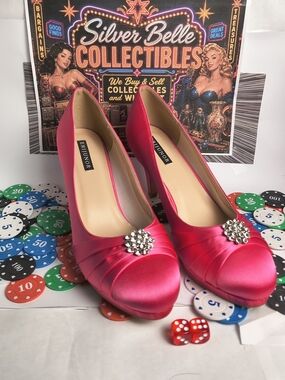 Erijunor  Pink Rhinestone Embellished Stiletto Pumps Women’s Size 11